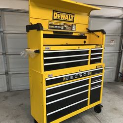 New Dewalt 52 in. 6-Drawer Tool Chest and 52 in. 8-Drawer Tool Cabinet