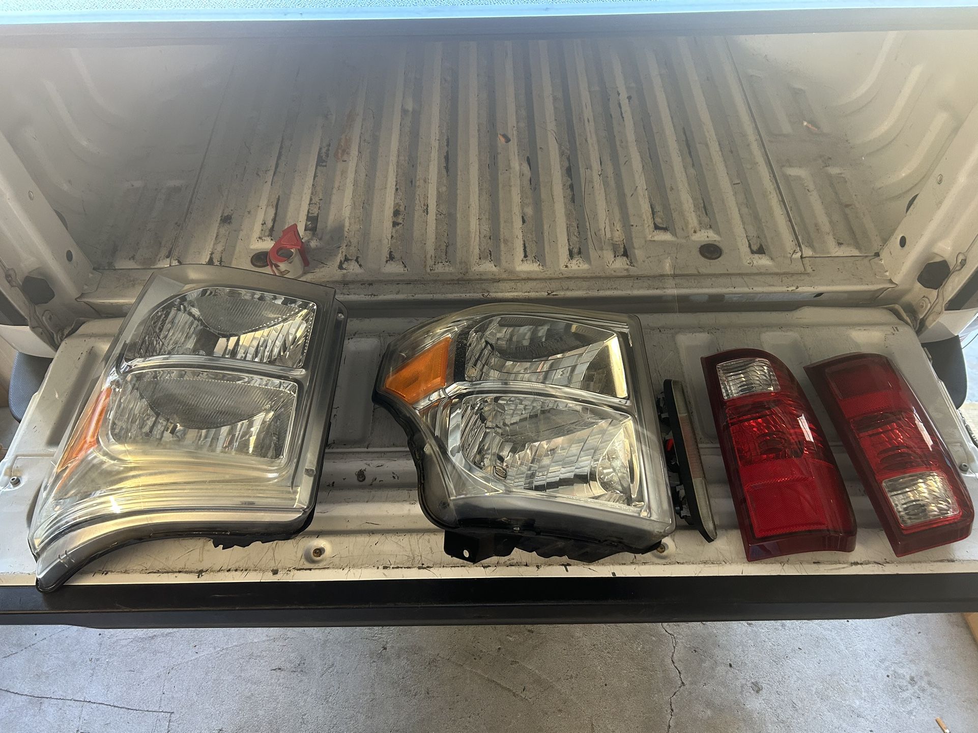 2013 Ford Truck OE Light Assemblies