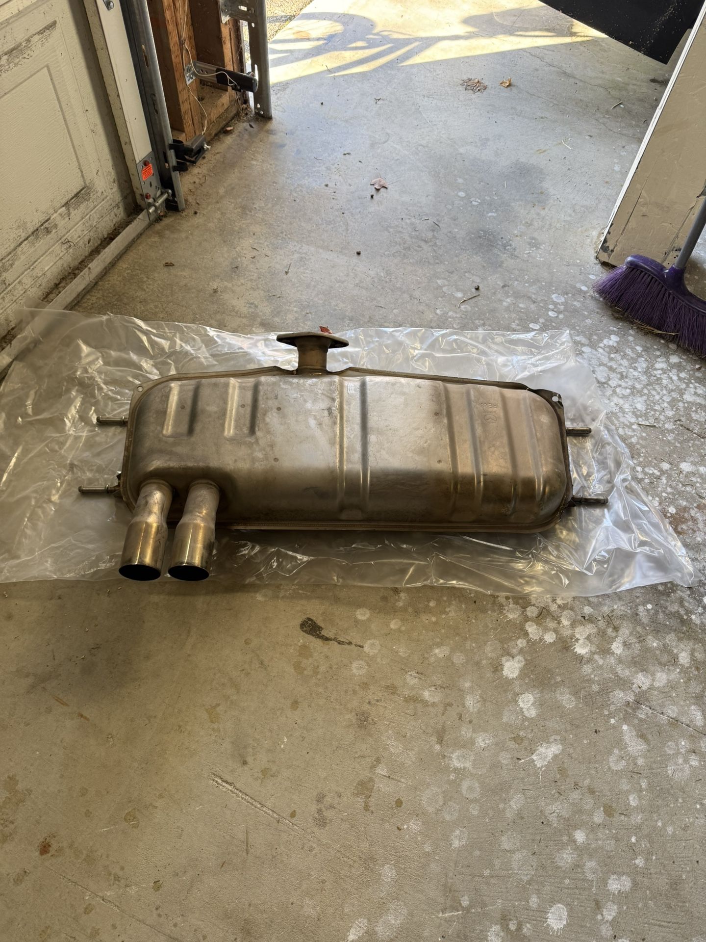2020 Mazda Miata Oem Muffler 