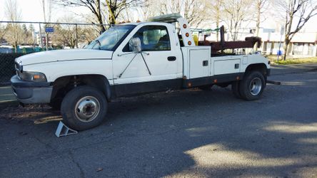 1994 Dodge ram 3500 Dually Cummins diesel tow truck
