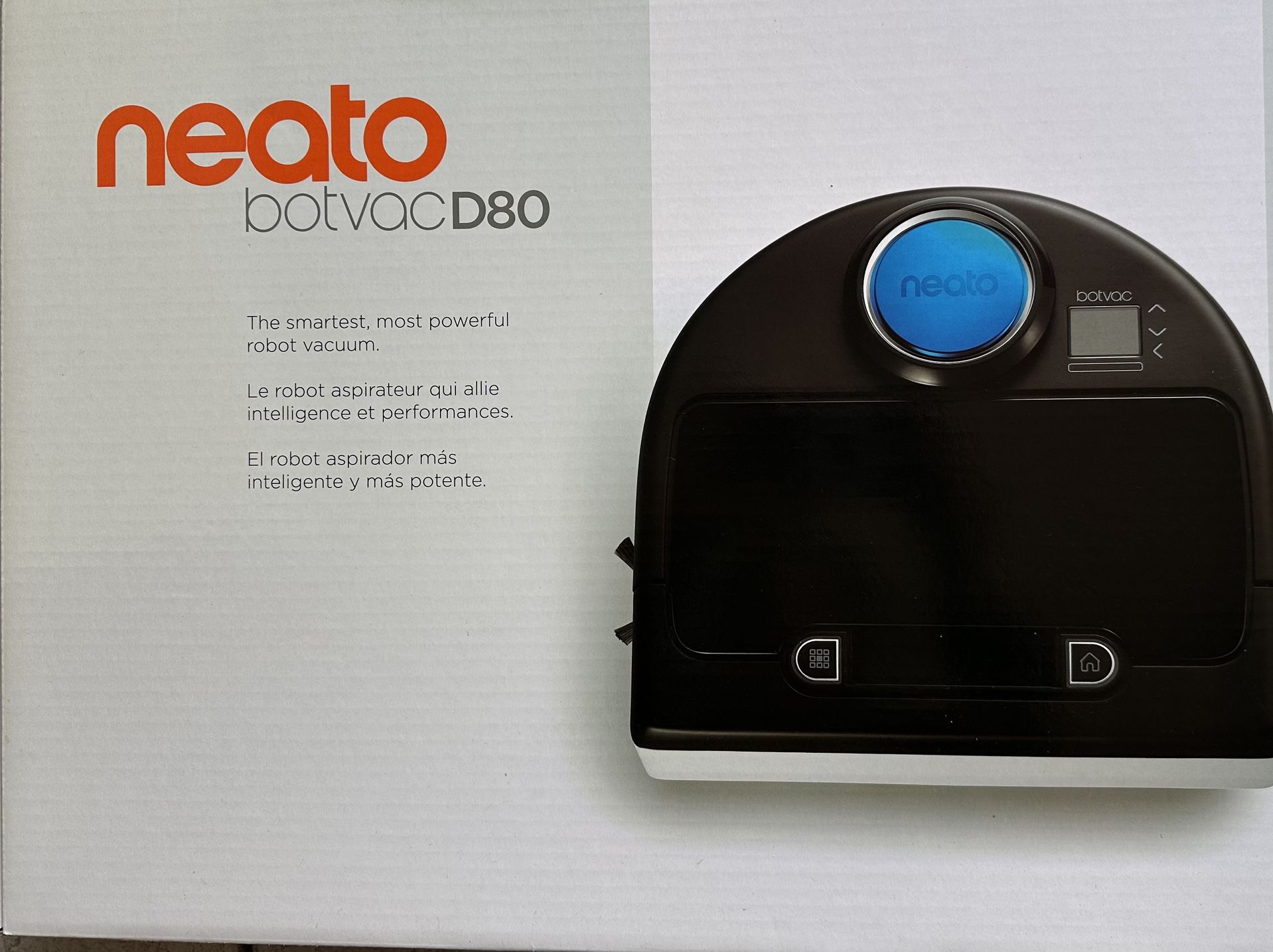 Used Neato BotVac D80 Vacuum Cleaner