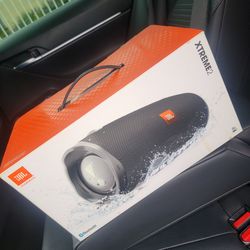 JBL extreme 2