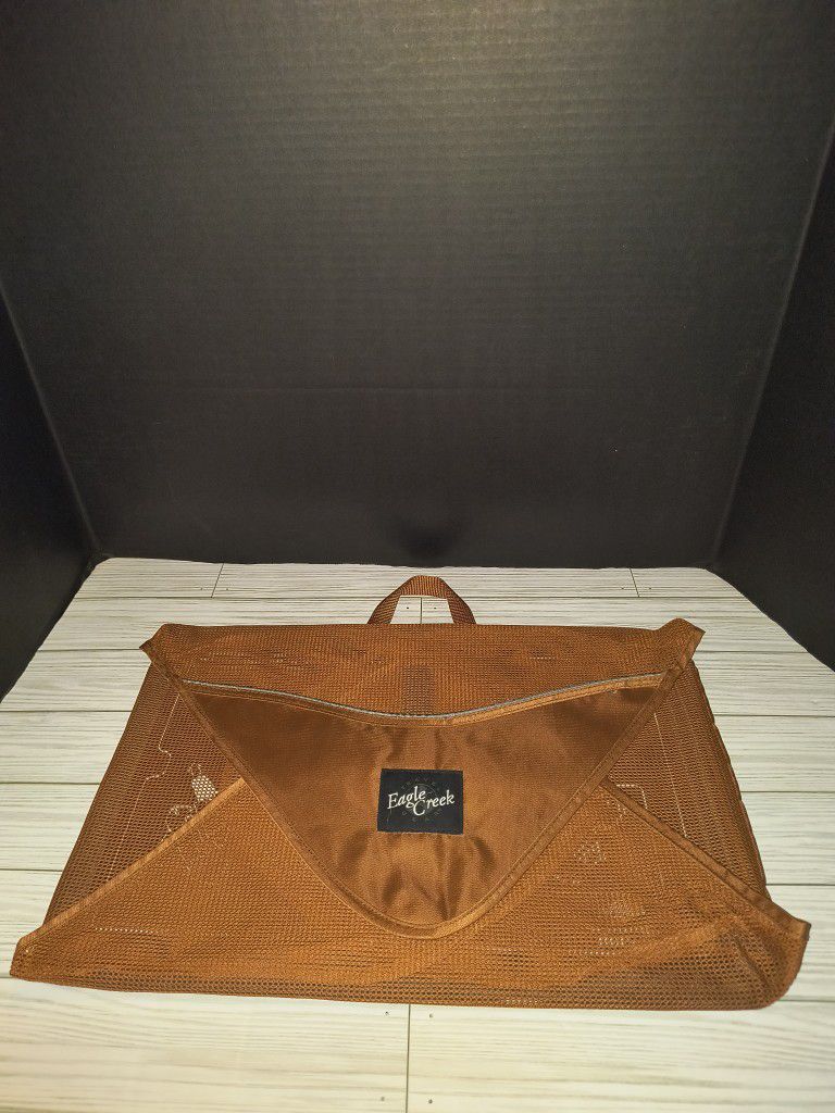 Eagle Creek Travel Gear Pack It Garment Folder 17” X 12" Brown On Brown Mesh