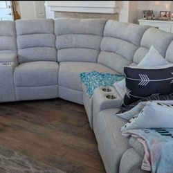 New Recliner Sectional Couch.. Free Delivery