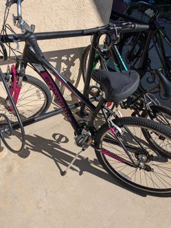Schwinn 26" Sidewinder , Matte  Black and Pink Mountain Bike