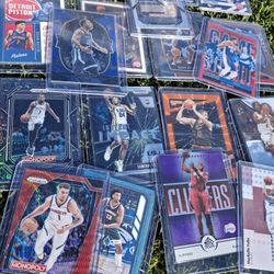 Basketball Cards Lot