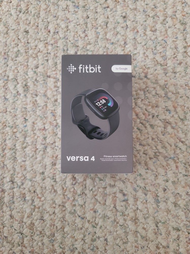 Fitbit - Versa 4 Fitness Smartwatch - Graphite