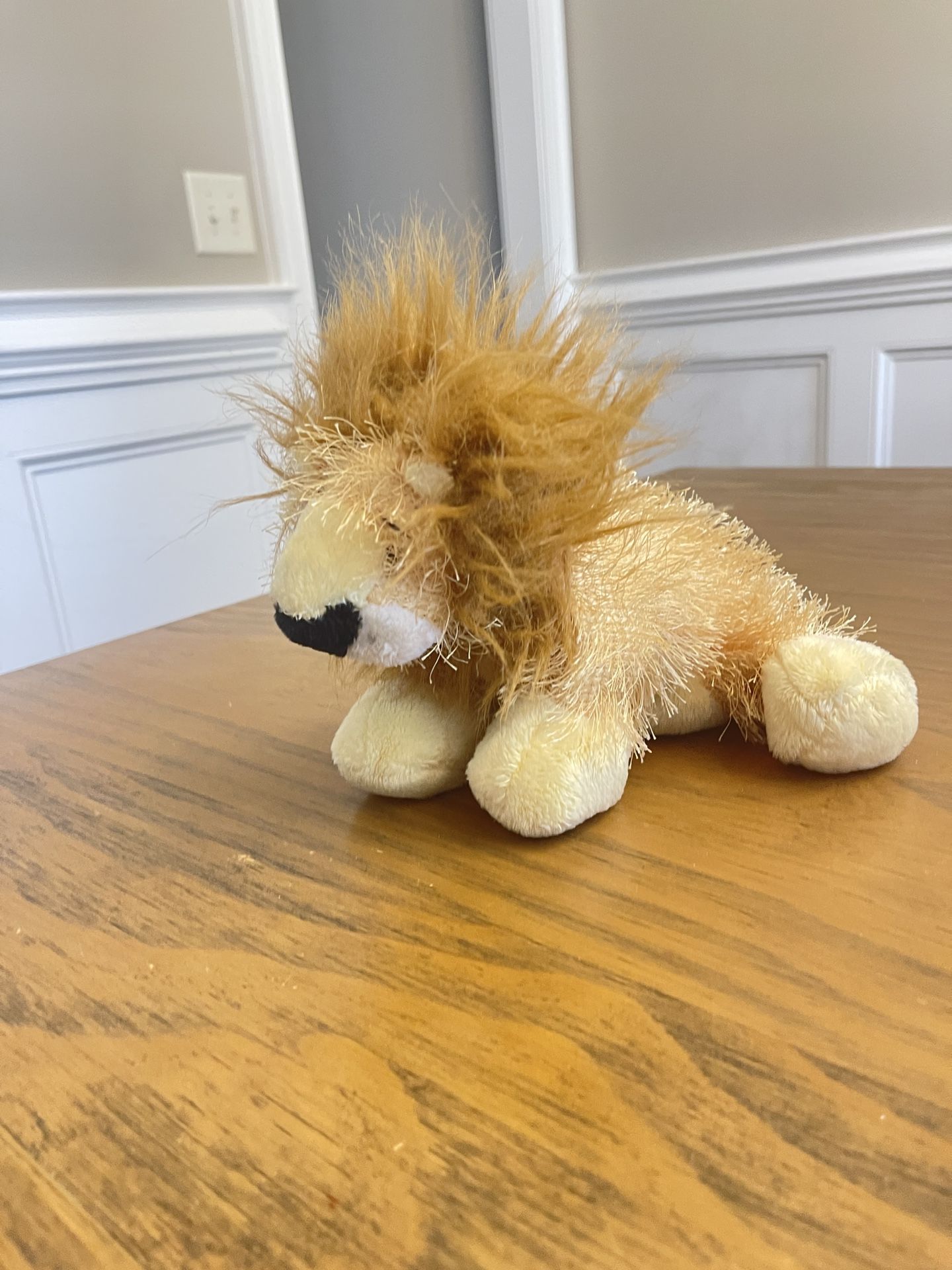 Ganz Webkinz Lion HM006 Plush Stuffed Animal Toy Lovey NO CODE