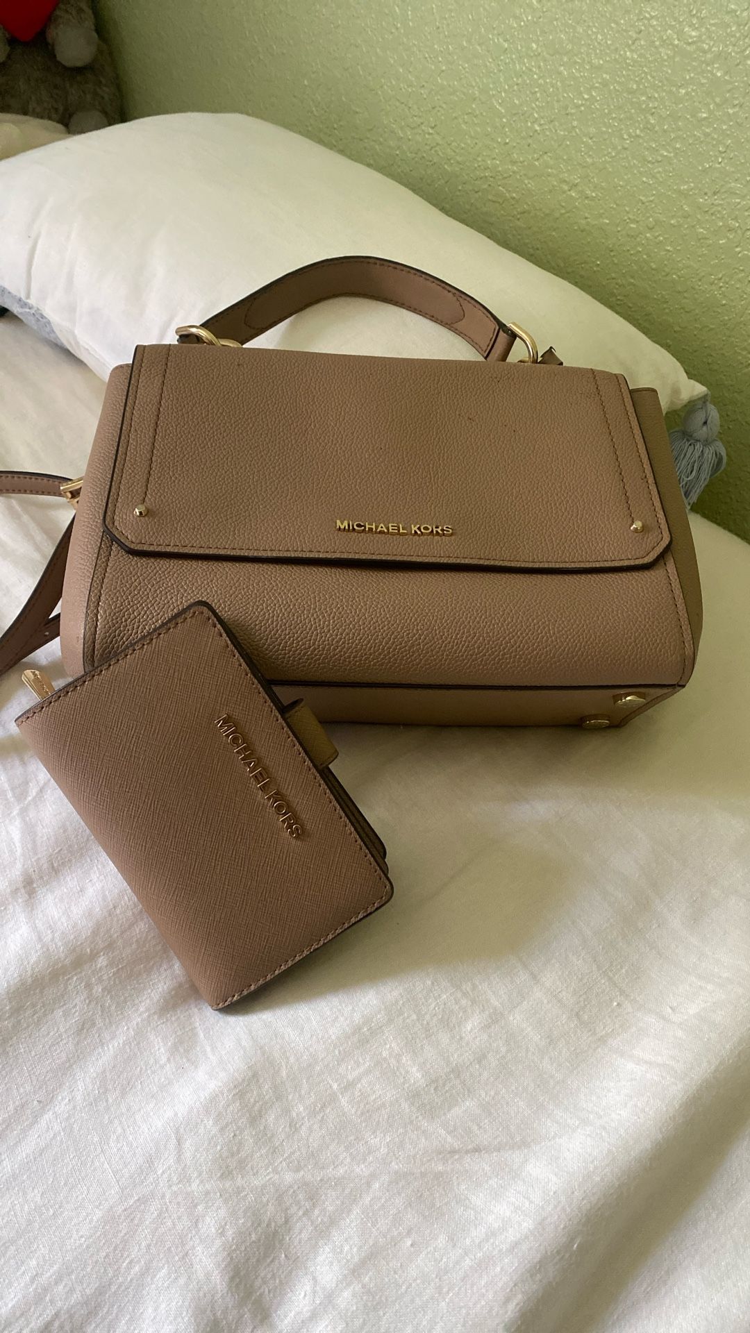 Michael Kors Purse & Wallet