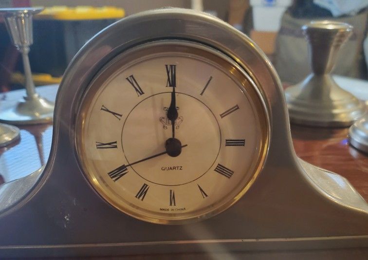 Vintage Mantel Clock