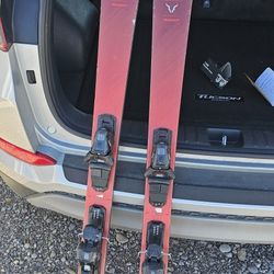 Skis