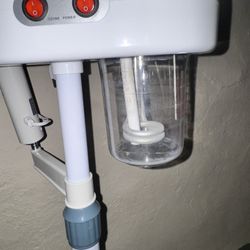 Facial Steamer with Magnifying Lamp