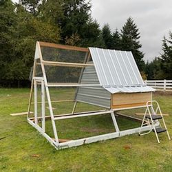 Movable Chicken Coop 