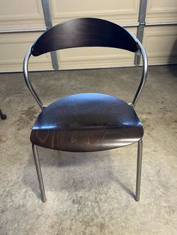 Desk chair