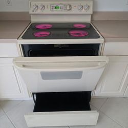 GE Stove Spectra