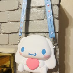 Cinnamon Roll Crossbody Bag