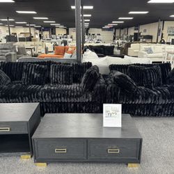 Black Sofa & Loveseat. 🚚WE DELIVER🚚