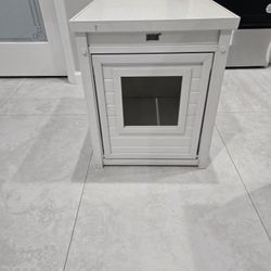 Cat Litter  Hide Away