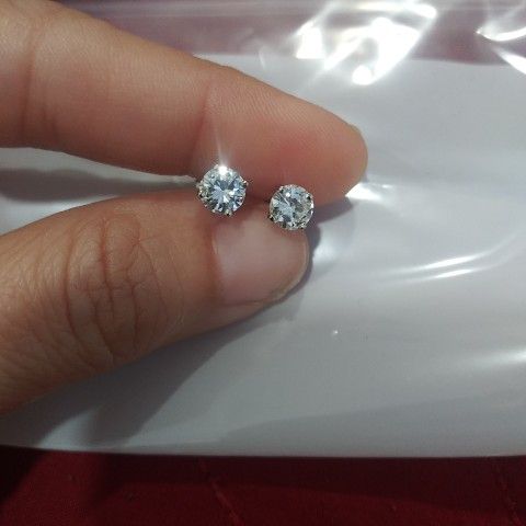 0.90ctw Diamond Studs Earrings 14k Gold Scrub Backs