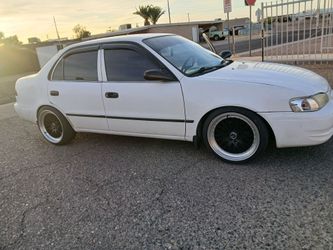 2000 TOYOTA COROLLA STANDAR 5 SPEED CLEAN TITLE MOTOR 4 SILINDER 1.8 MILES 196,917 RUNS GOOD A/C RIMS 17