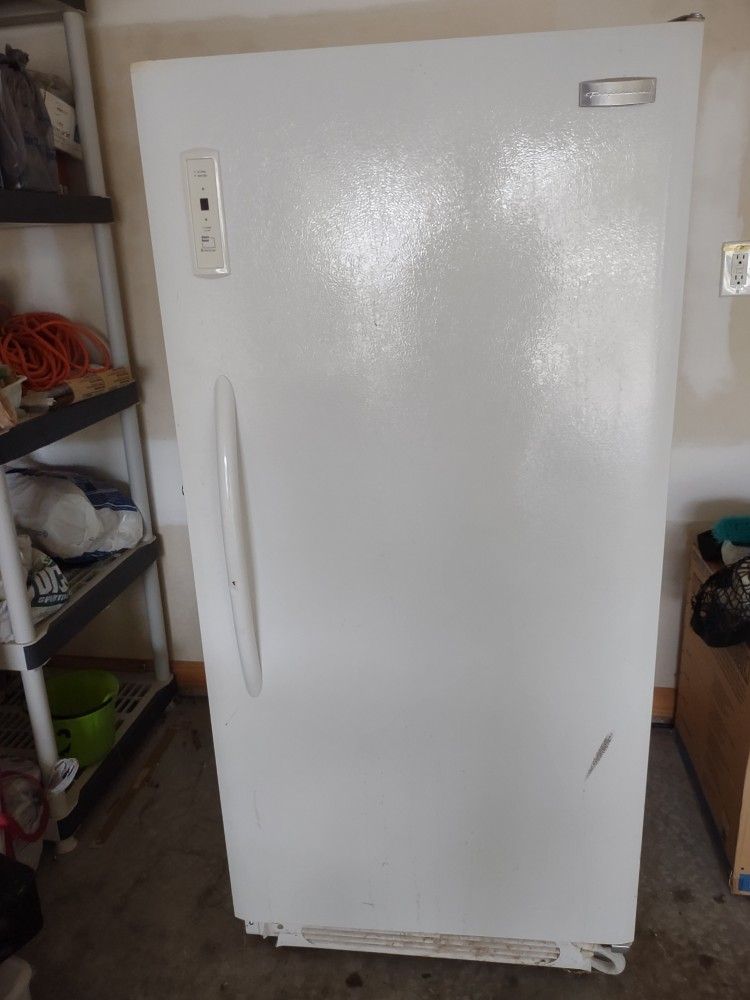 Frigidaire Upright Standing Freezer 