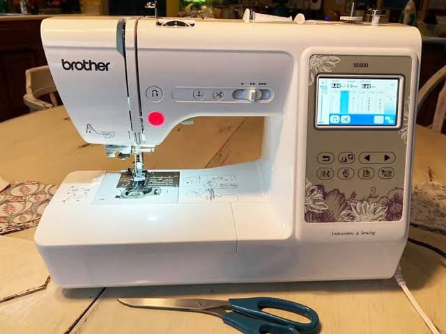 Brother Sewing machine se600