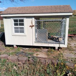Kennel  Paid $1400 ((Never Used) Ready To Load Needs To Go To Someone That Needs It