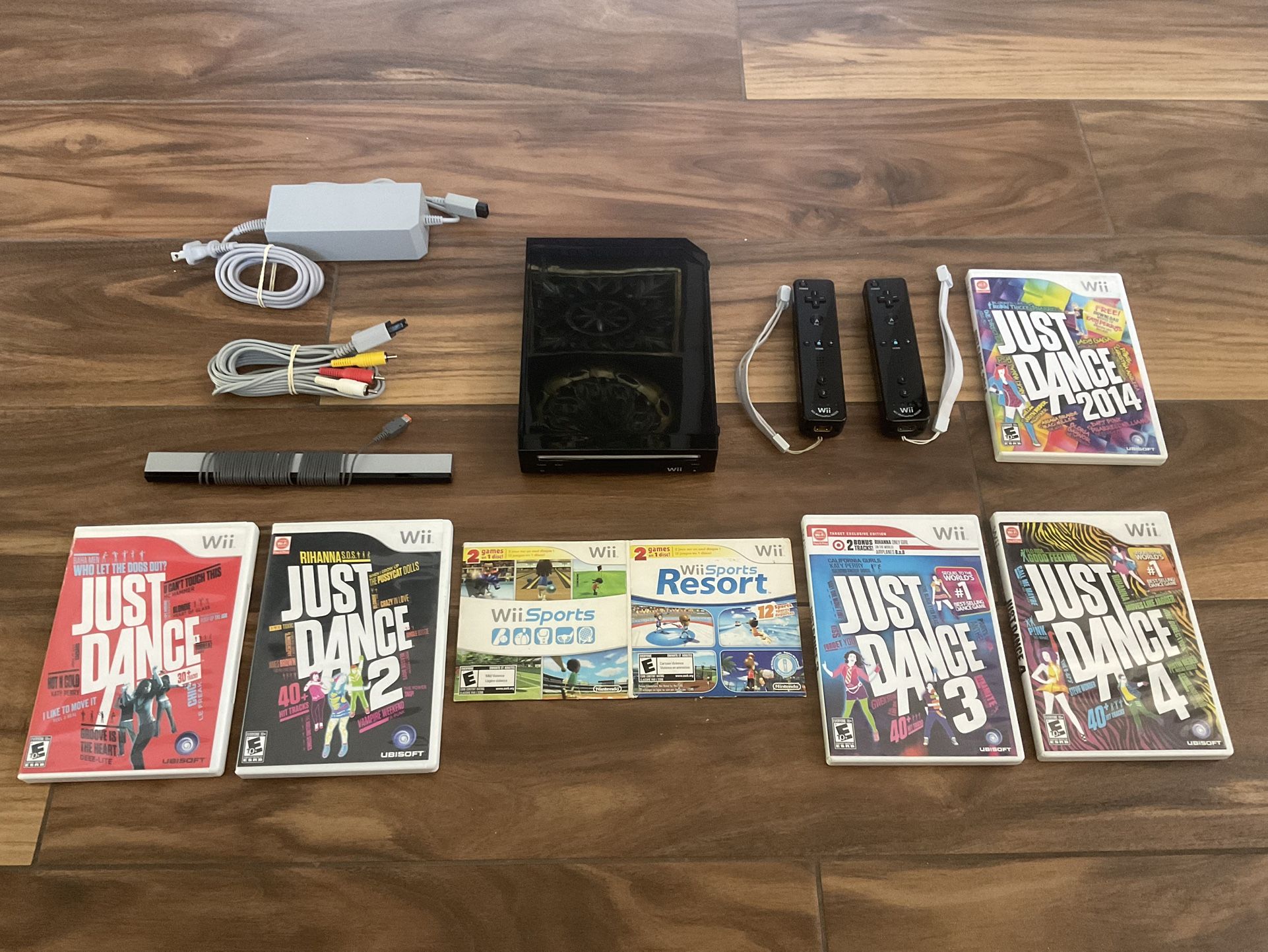 Nintendo Wii Bundle W/ 6 Games & 2 Wiimotes (Motion Plus)