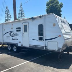 Rv Sleeps 5-7