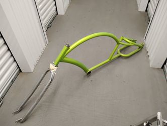 Bicycle Frame & Fork. 26" Stretch Cruiser.