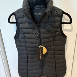 S Women’s Back on Track Vest