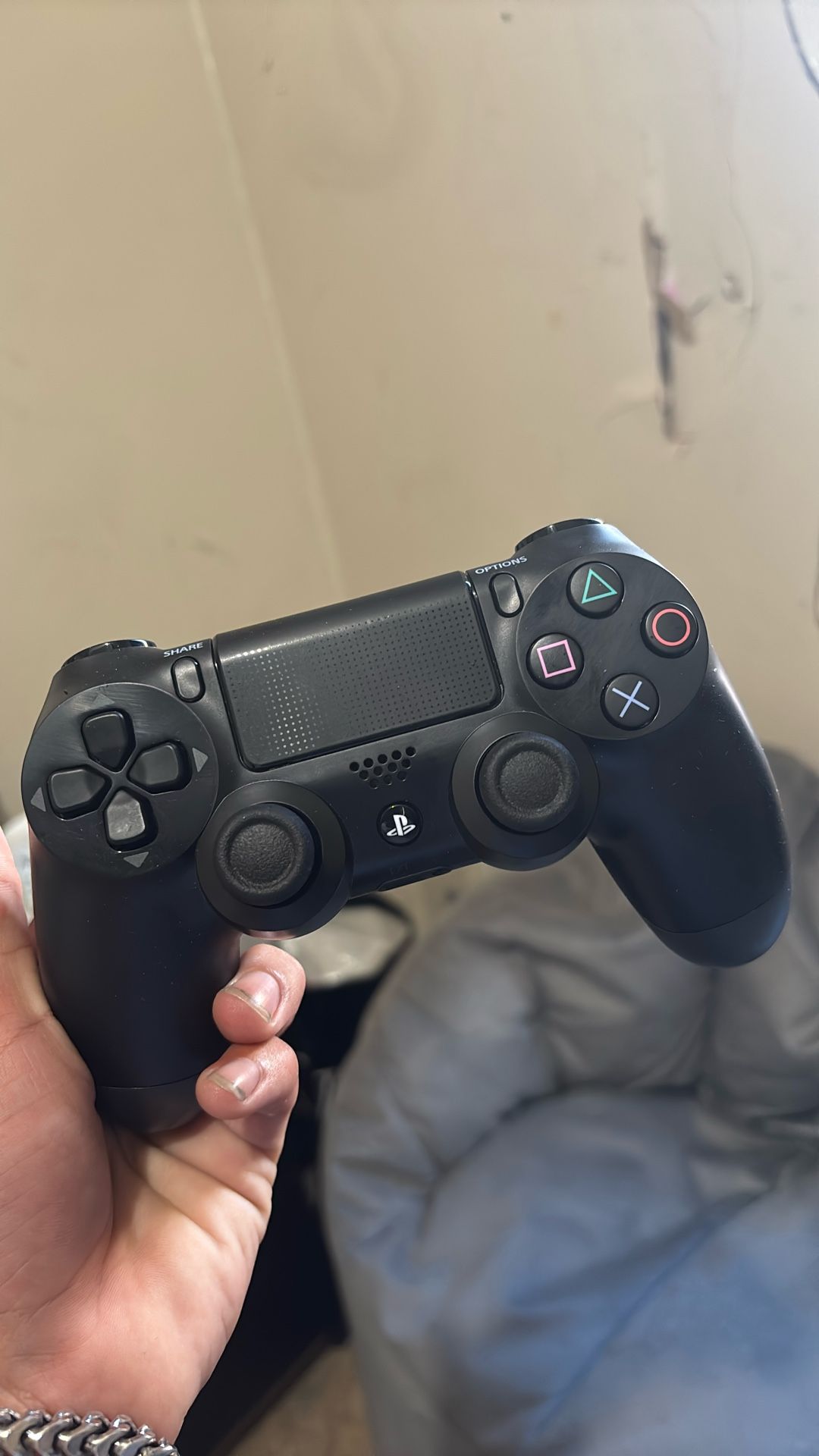 PS4 Controller