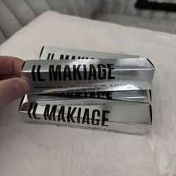 NEW IL MAKIAGE I’M FLAWLESS MULTI USE PERFECTING CONCEALER $10!!