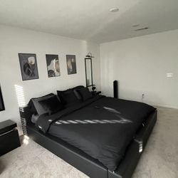 5 piece king Bedroom Set 