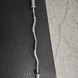 Olympic EZ Curl bar (excellent condition)
