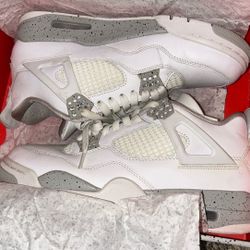 Jordan 4s “White Oreo”