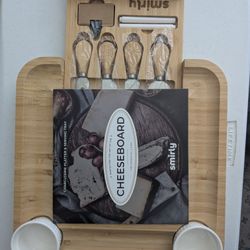 Smirly Charcuterie Platter and Serving Tray (Unused)