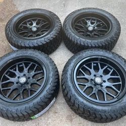New 20x10 Black Wheels and New all terrain Tires 20” Rims Silverado 22