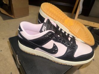 Nike Dunk Low Pink Black Croc Sneakers size 9.5 men’s
