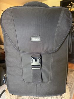 Think Tank Photo Airport TakeOff Rolling Camera Backpack / Roller Bag