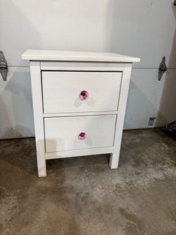 White night stand