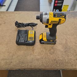 Dewalt 20v Max Impact Driver W/ Battery & Charger