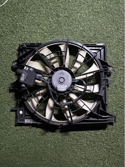 2017 V6 Chevy Camaro Radiator Fan - OEM