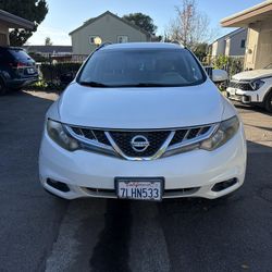 Nissan Murano SV