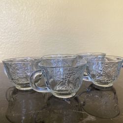 5 Vintage Glass Cups 2 1/2 Inches Tall 