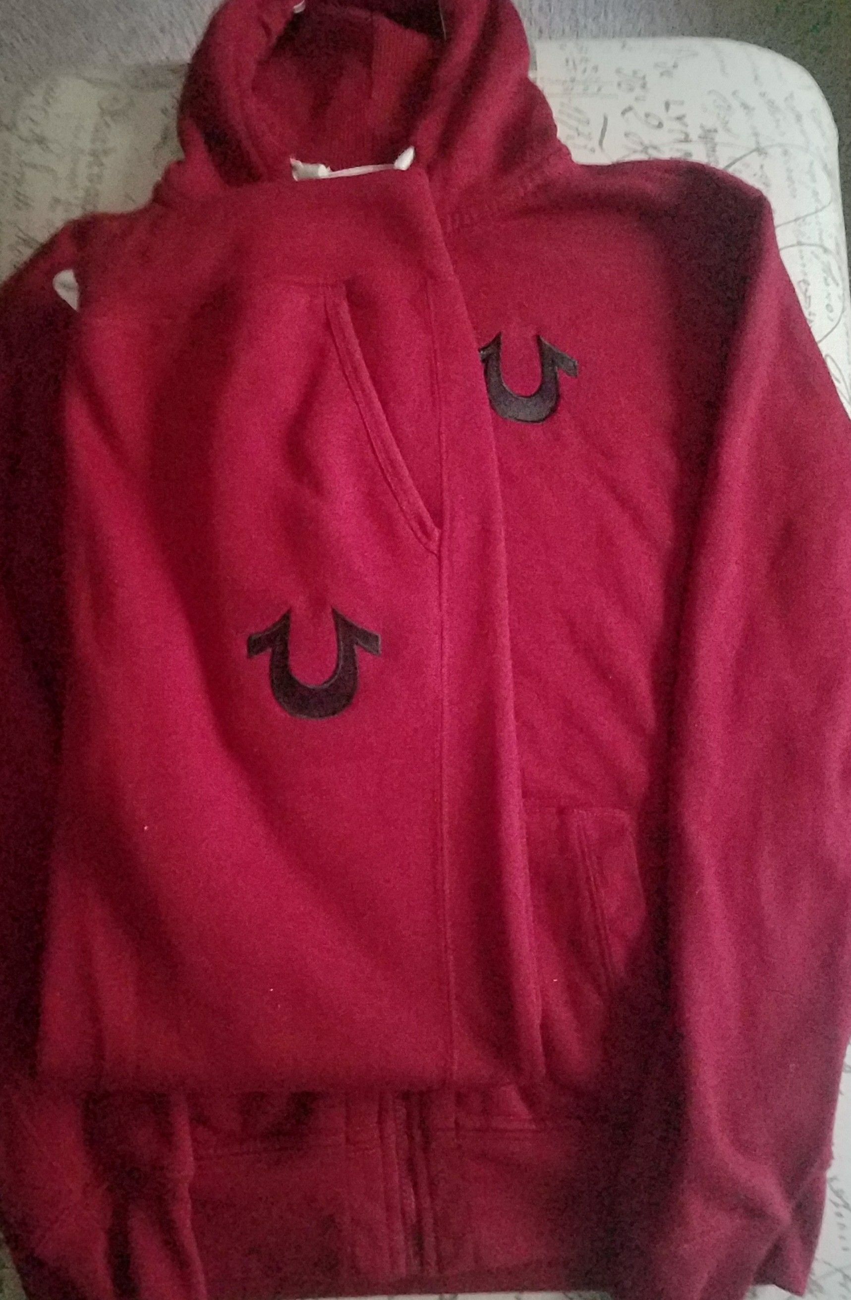 Men True Religion Sweatsuits (XL) for Sale in Fort Worth, TX - OfferUp