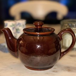 Vintage Mid Century Sadler Traditional Brown Glaze