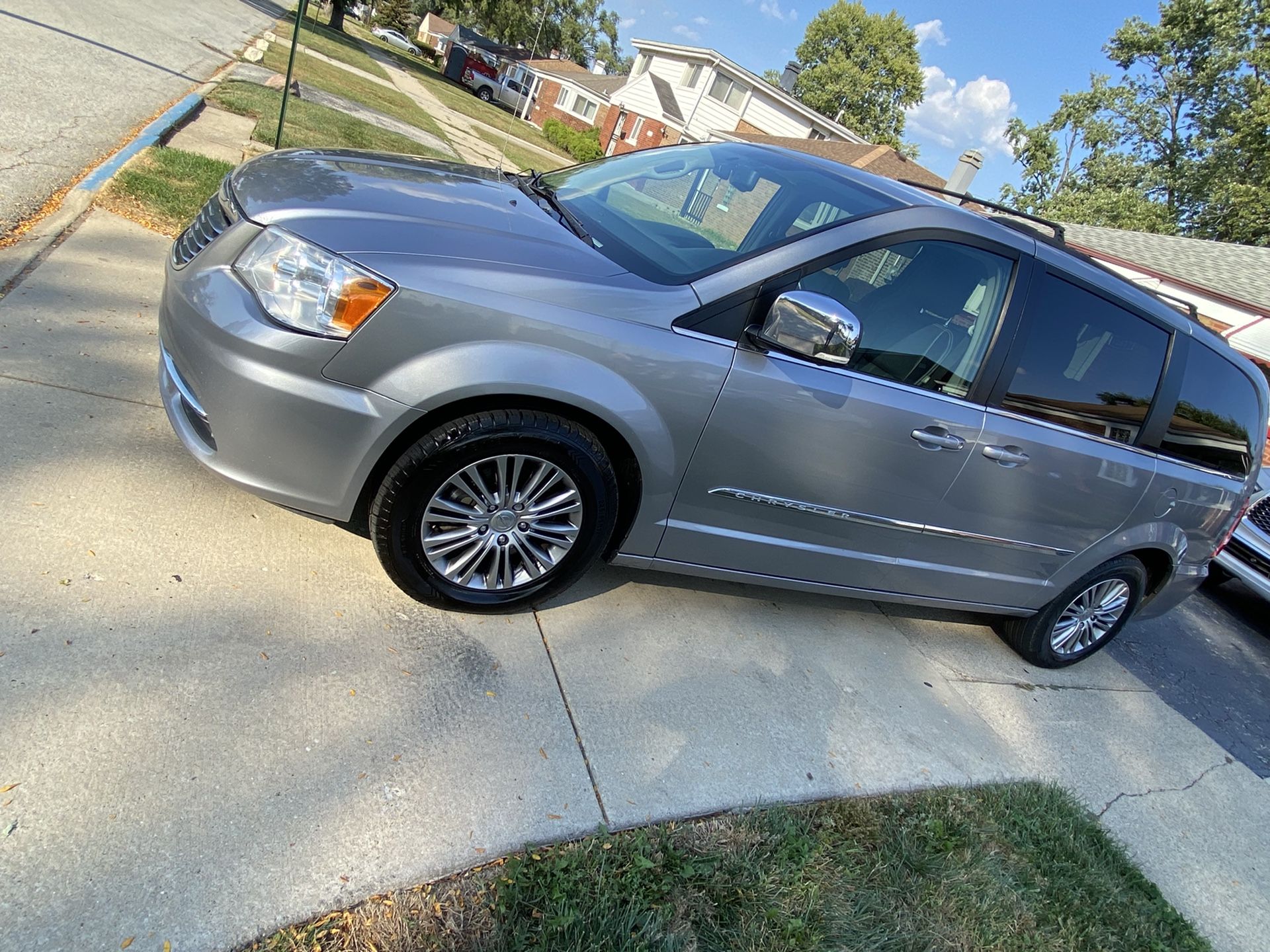 2014 Chrysler Town & Country