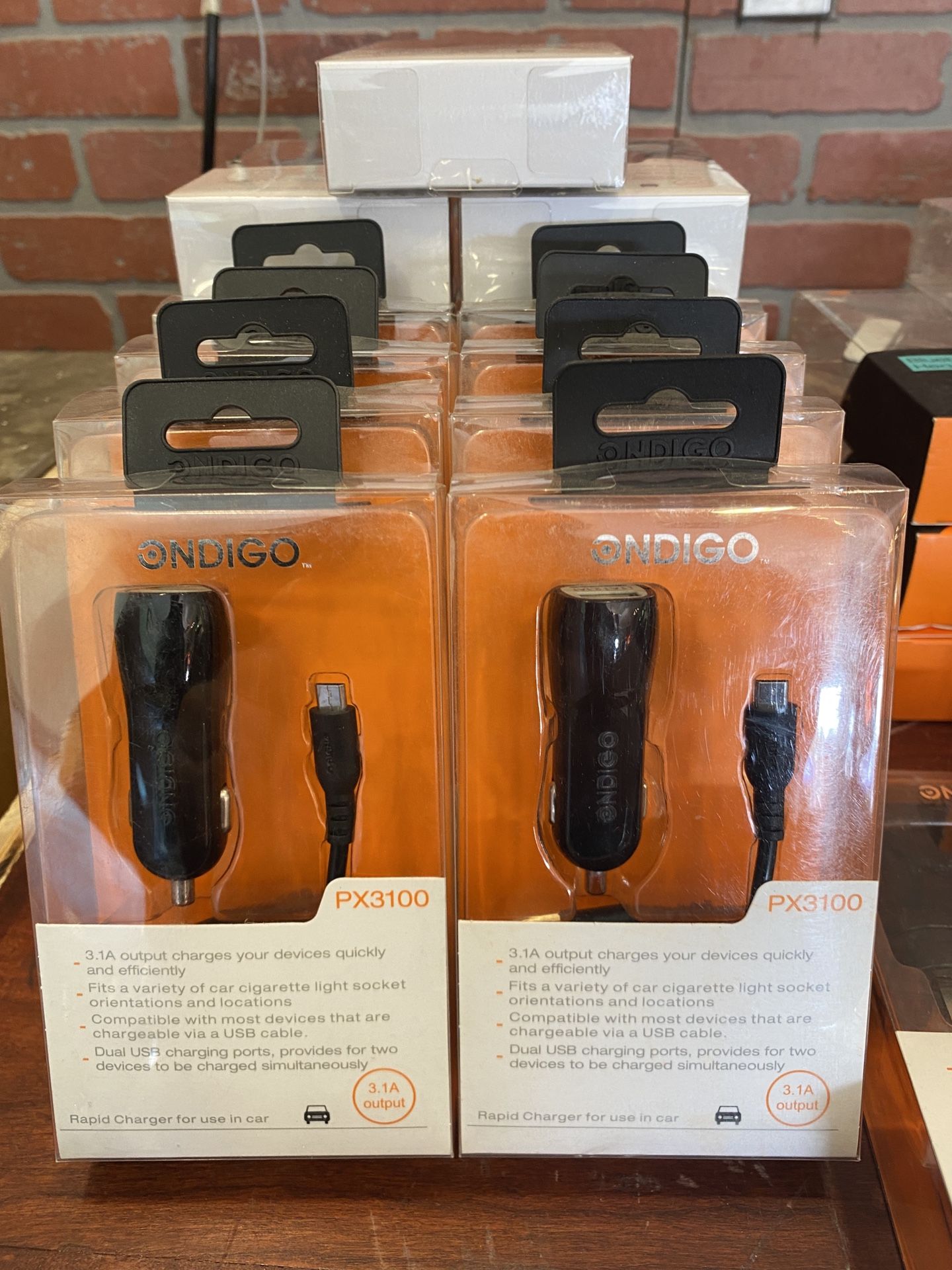 Car charger , Bluetooth Headset . House Charger