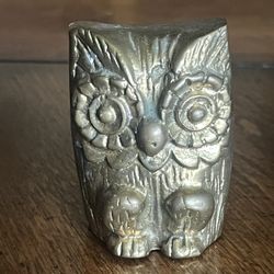 Vintage Bass Owl Paperweight 
